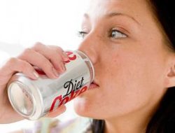 Minum Minuman Kaleng Tanpa Dicuci, Seorang Pria Berujung Meninggal Dunia