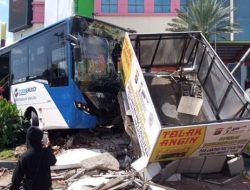 Sering Kecelakaan Manajemen Transjakarta Diminta Evaluasi Menyeluruh