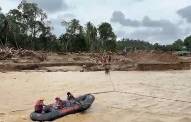 Jembatan Hanyut Disapu Banjir